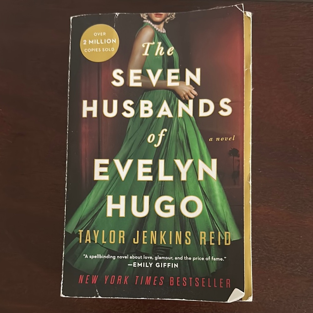 Book: The Seven Husbands of Evelyn Hugo